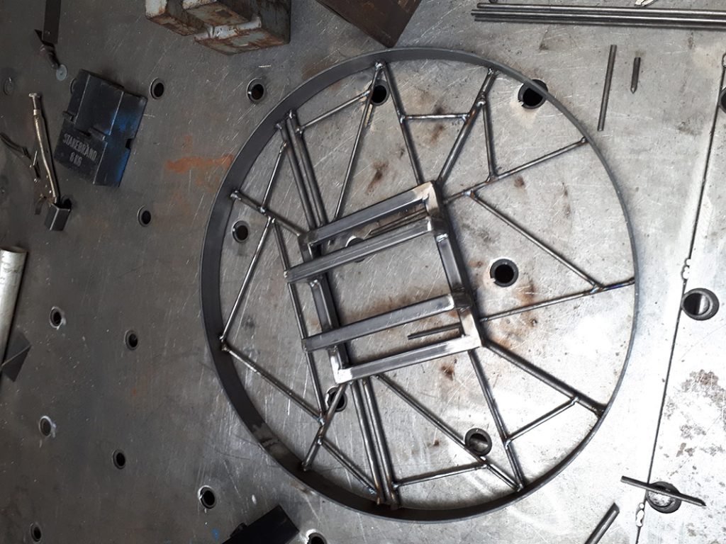 Tuintafel en kleine hangtafel