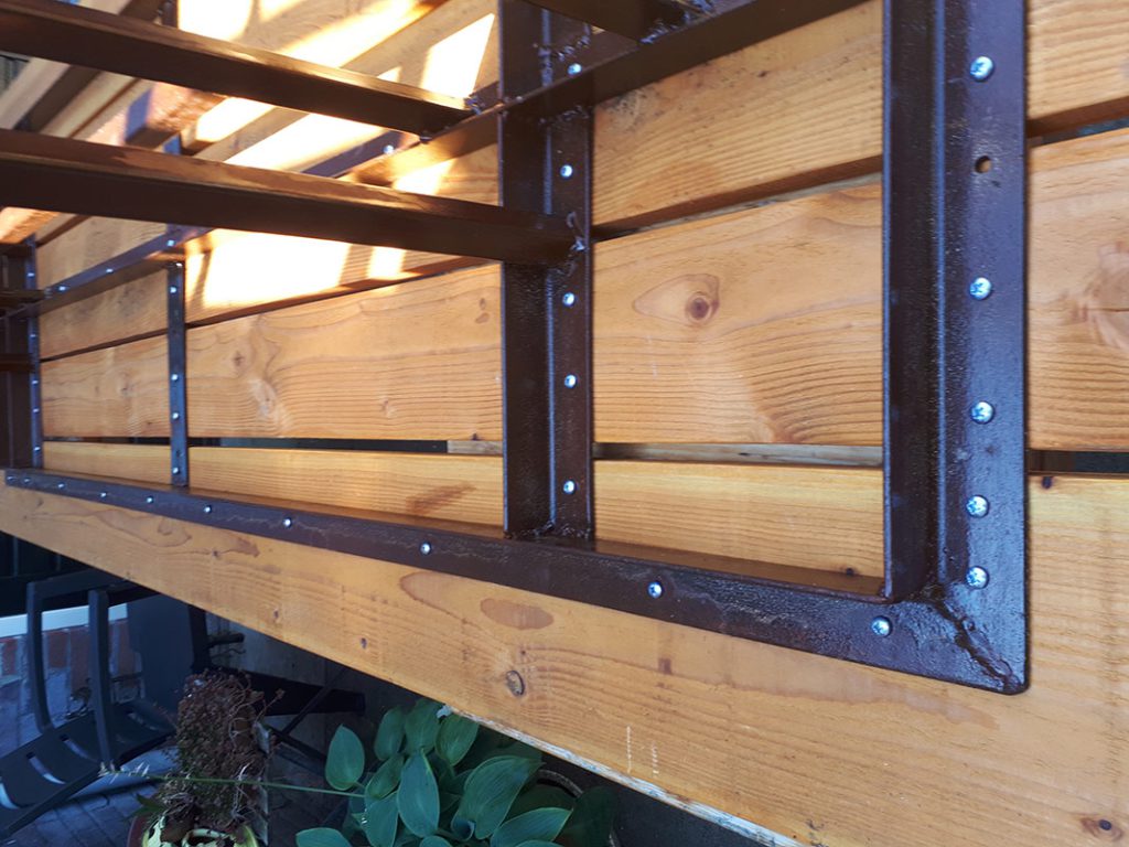 Tuintafel en kleine hangtafel